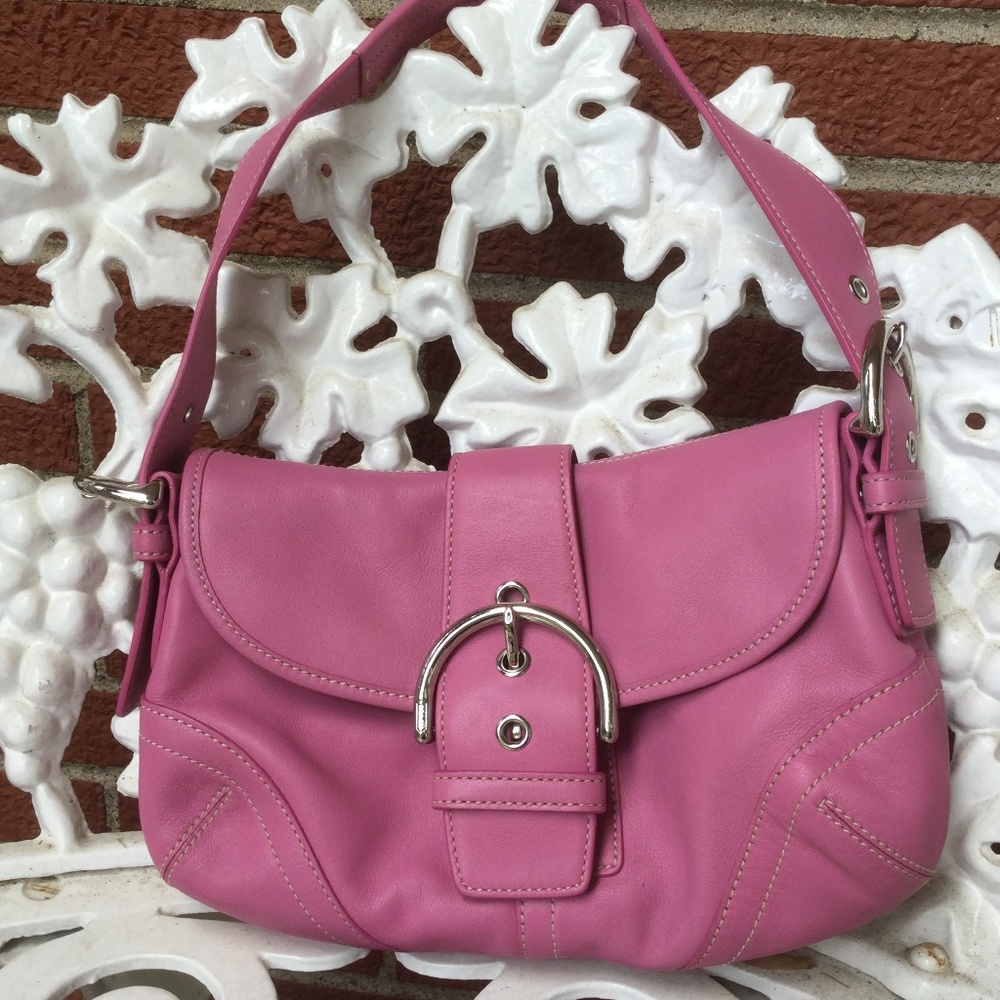 Coach Leather Hobo in Pink